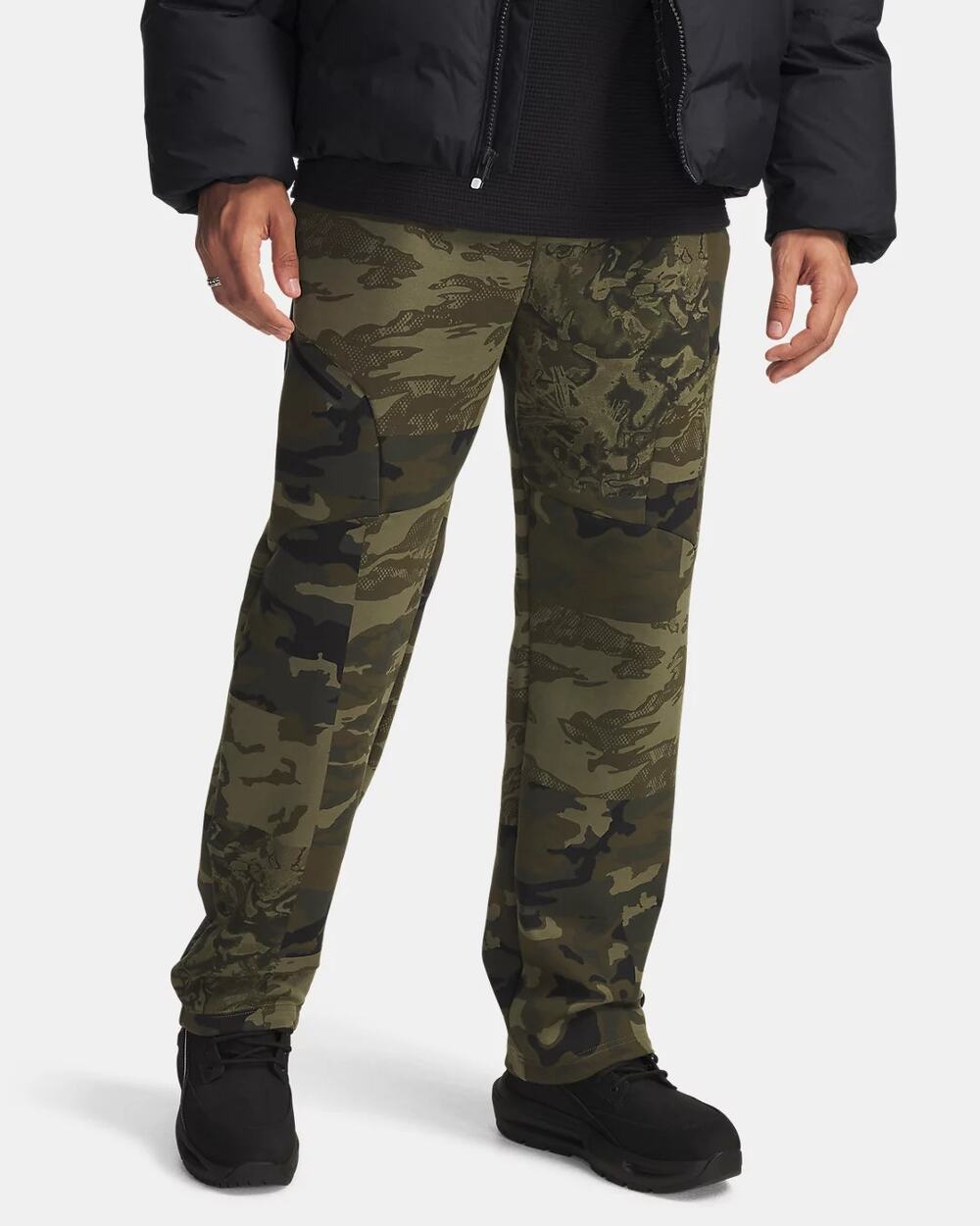 NWT Under Armour Unstoppable Fleece Camo Men's Pants in Marine OD Green size M
